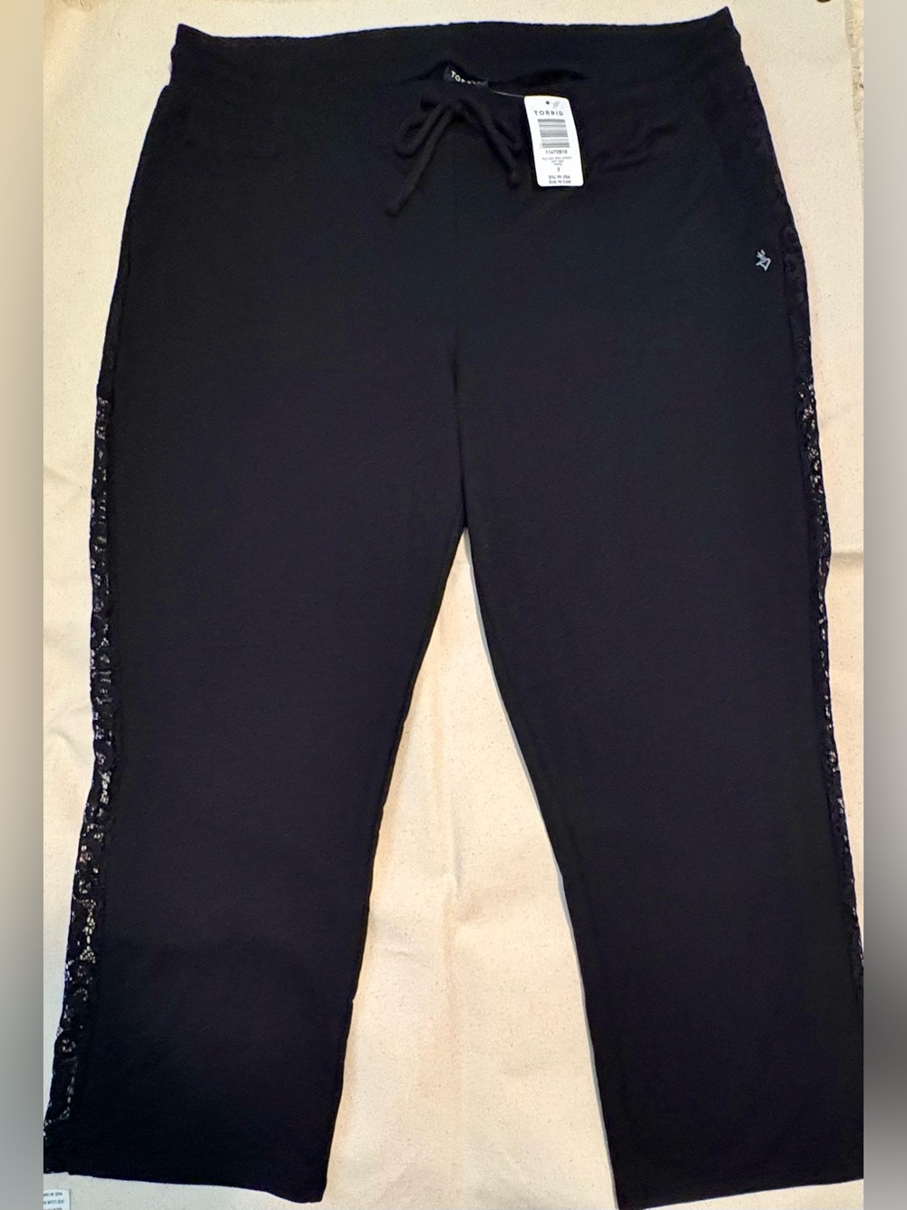 NWT Torrid Black Lace Inset Jogger Pants Sweatpants Plus Size 2